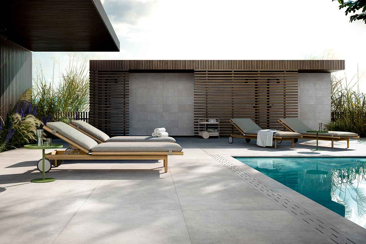 Pool Plain